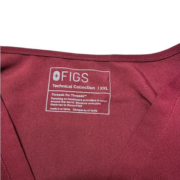 FIGS Casma Three Pocket Scrub Top Women's Size XXL Burgundy - Picture 3 of 5